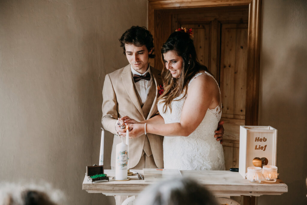 Alternatieve ceremonie huwelijk - hoofdfoto
